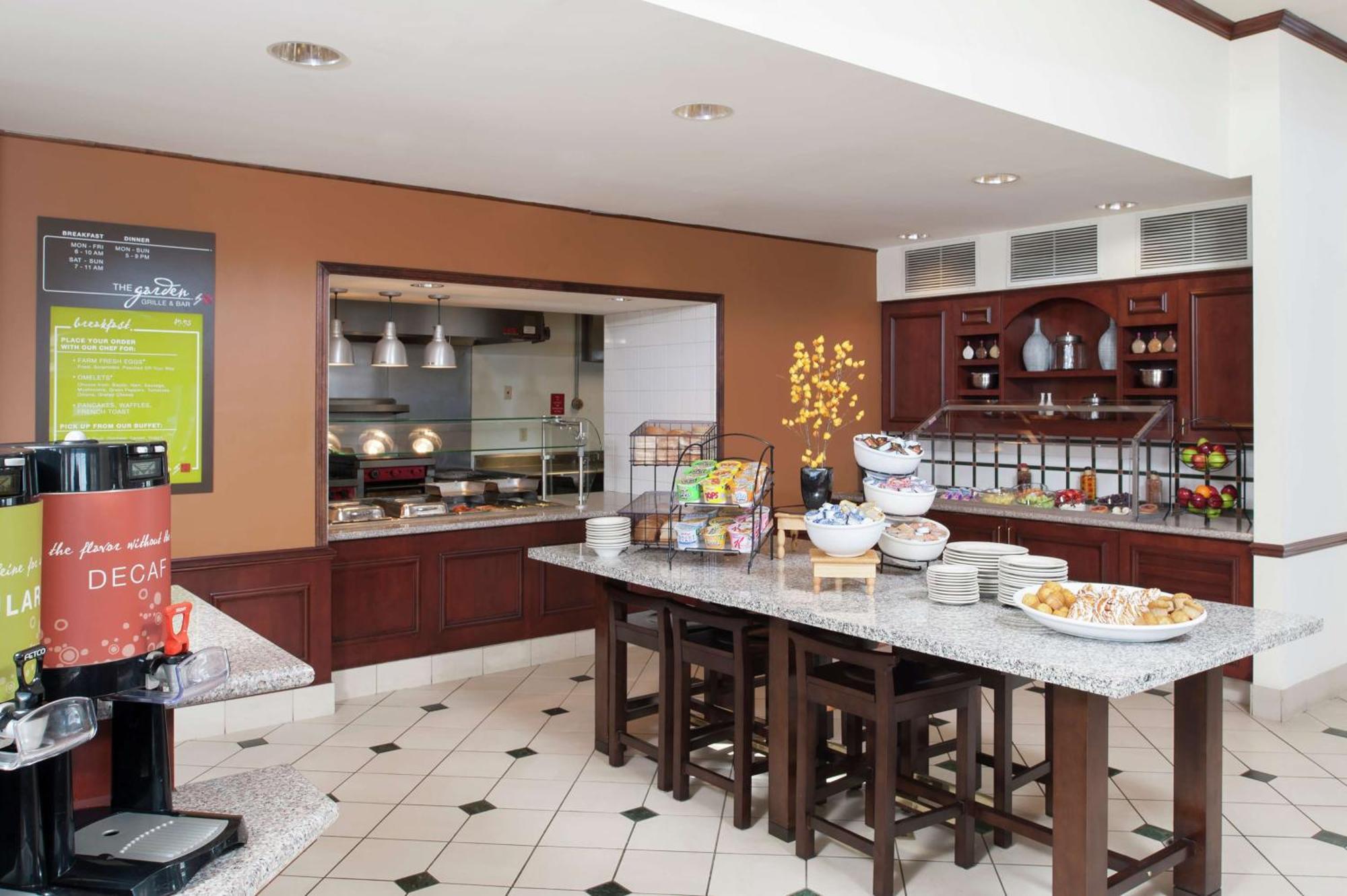 Hilton Garden Inn St. Paul Oakdale Экстерьер фото